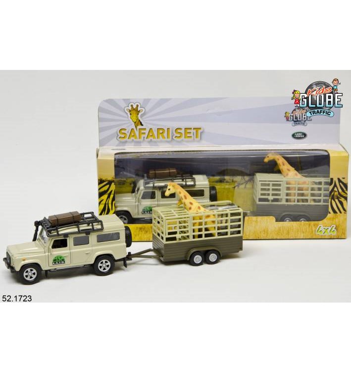 Safariset Landrover Met Aanhanger En Giraffe