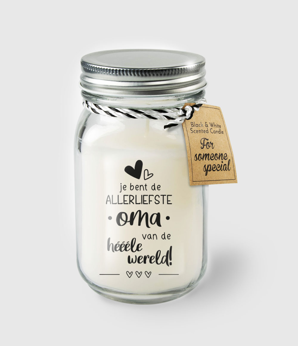 Deze Black And White Scented Candle Met Tekst Is Verkrijgbaar In Een Mooie